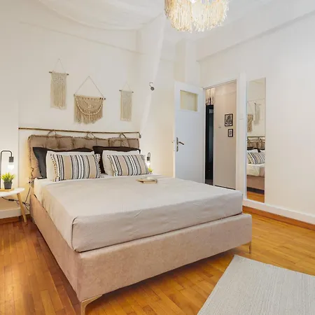 4bed In The Heart Of Atina