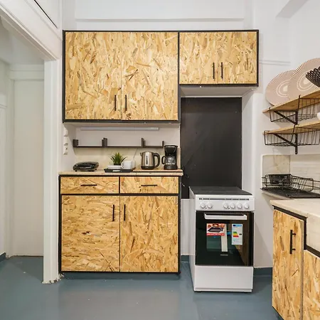 4bed In The Heart Of * Atina